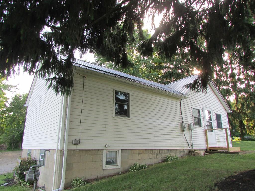 3008 Ellwood Road New Castle, PA 16101 - Photo 2 of 16 Gallery Image 2
