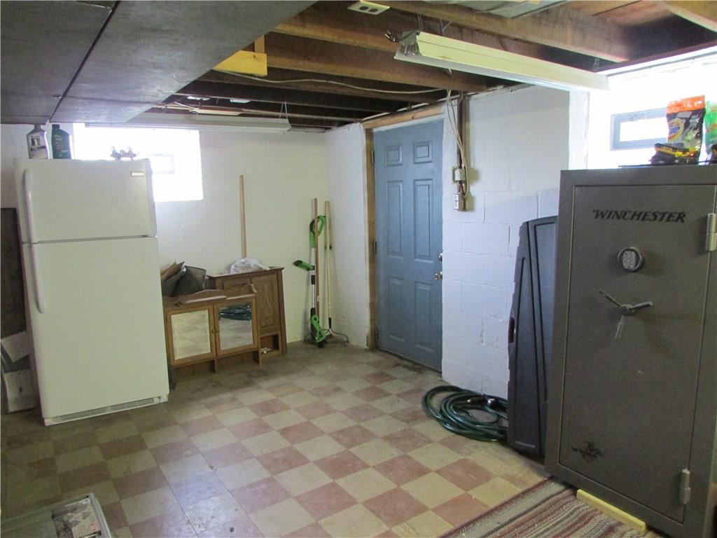 3008 Ellwood Road New Castle, PA 16101 - Photo 13 of 16 Gallery Image 13