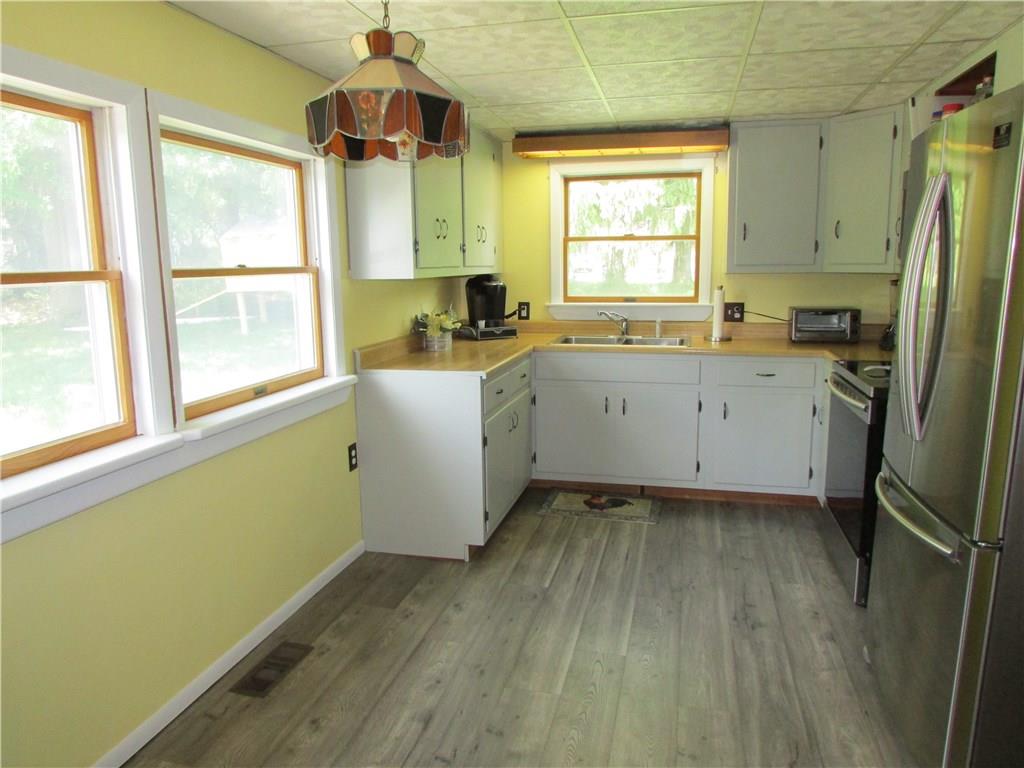3008 Ellwood Road New Castle, PA 16101 - Photo 4 of 16 Gallery Image 4