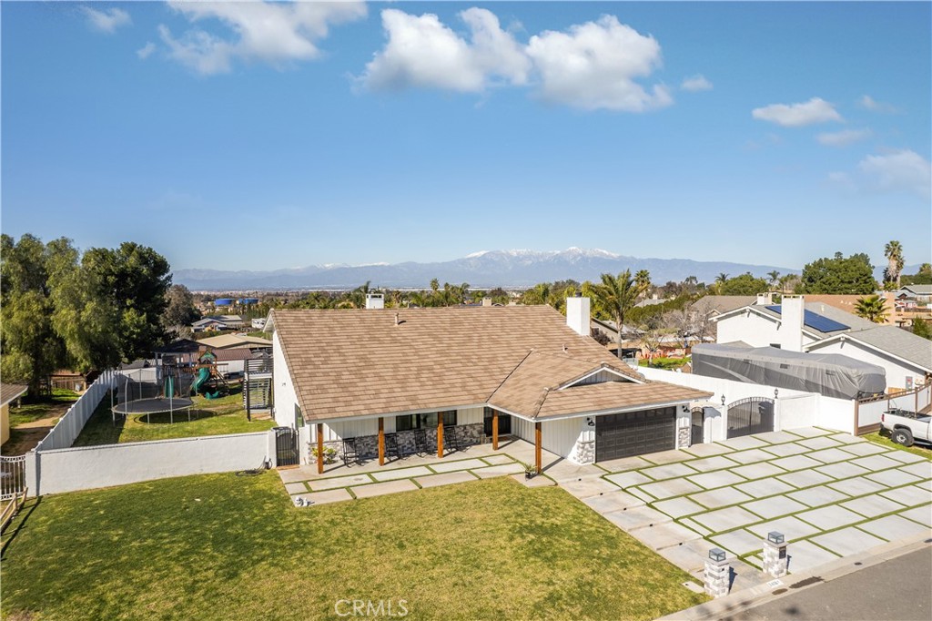 2416 Hialeah Circle Norco, CA 92860 - Photo 44 of 71 2416 Hialeah Circle Front alt