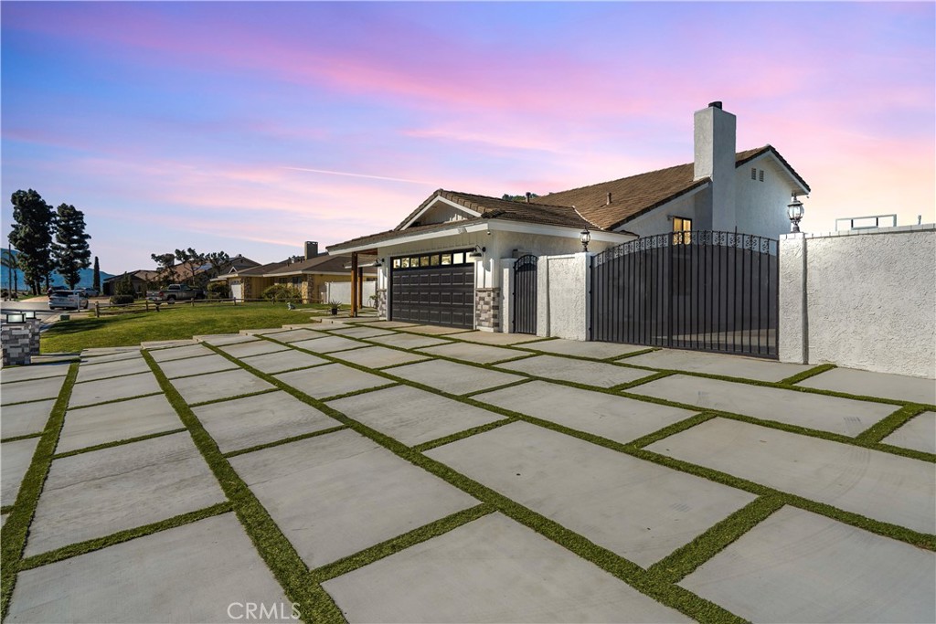 2416 Hialeah Circle Norco, CA 92860 - Photo 63 of 71 2416 Hialeah Circle Night view of driveway