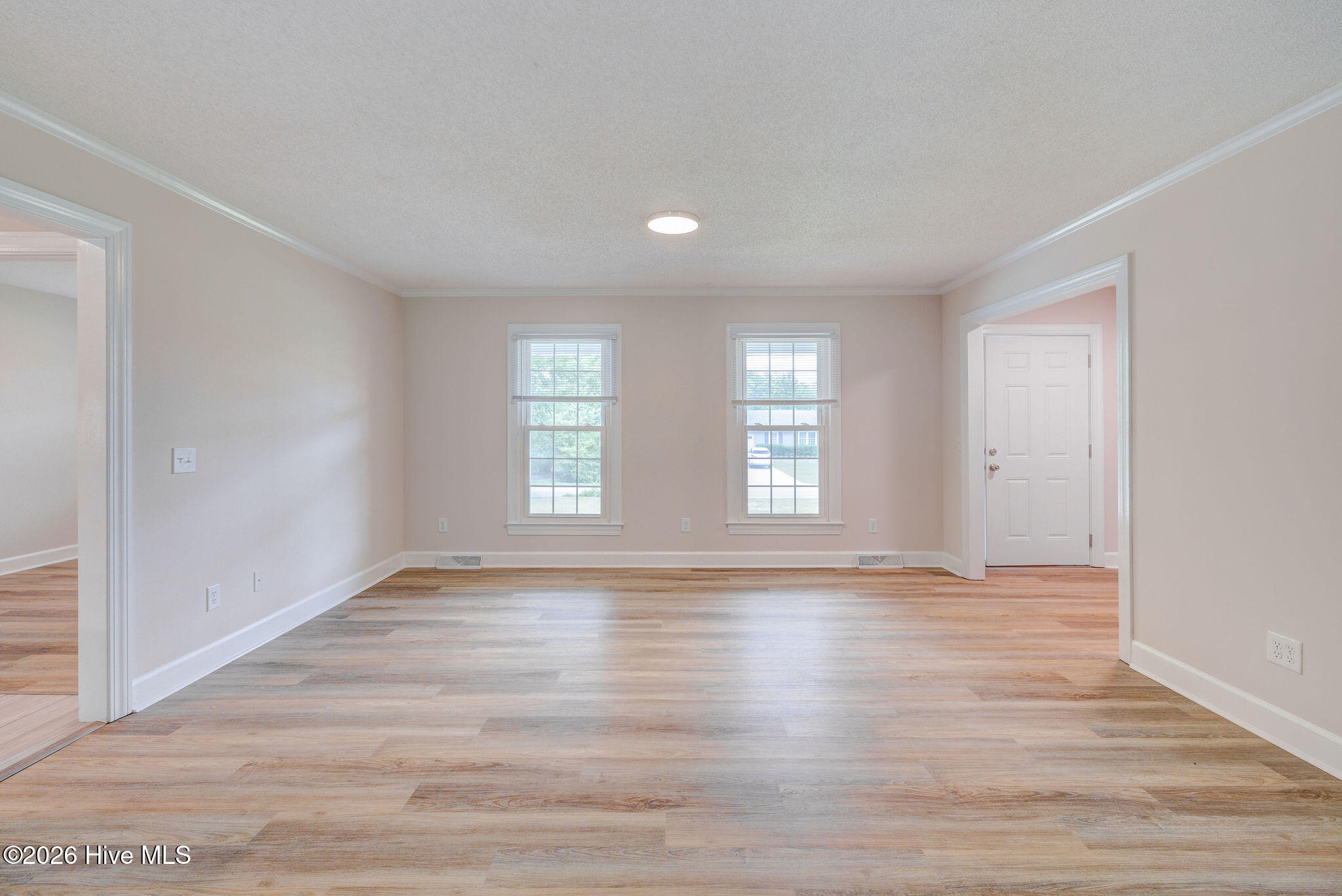 617 Windemere Road Wilmington, NC 28405 - Photo 10 of 57 617WindemereRoad-17