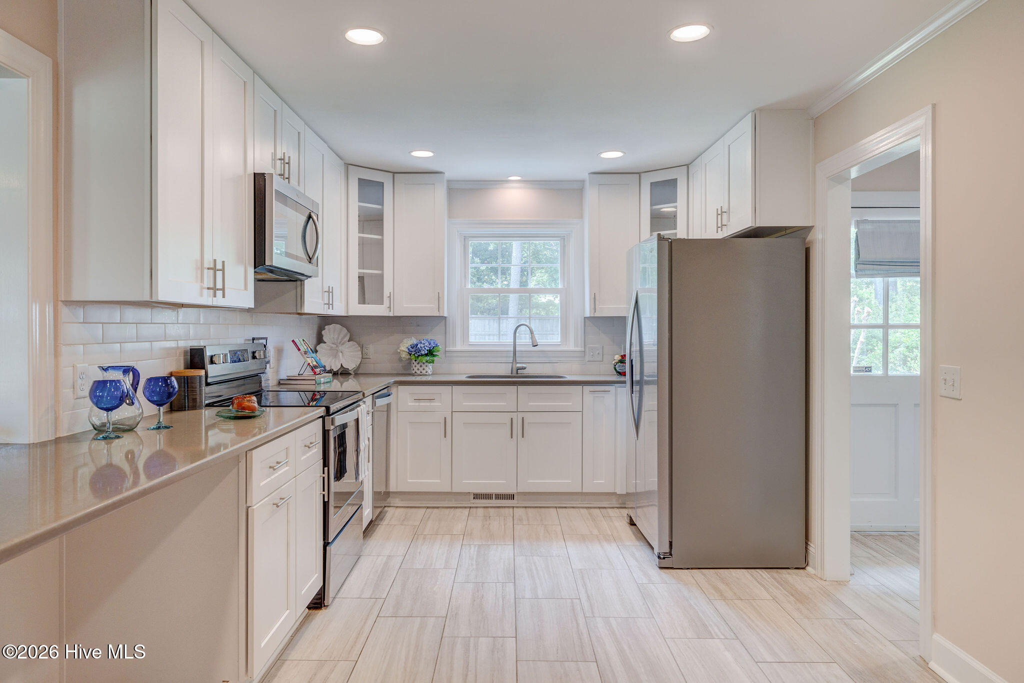 617 Windemere Road Wilmington, NC 28405 - Photo 14 of 57 617WindemereRoad-21