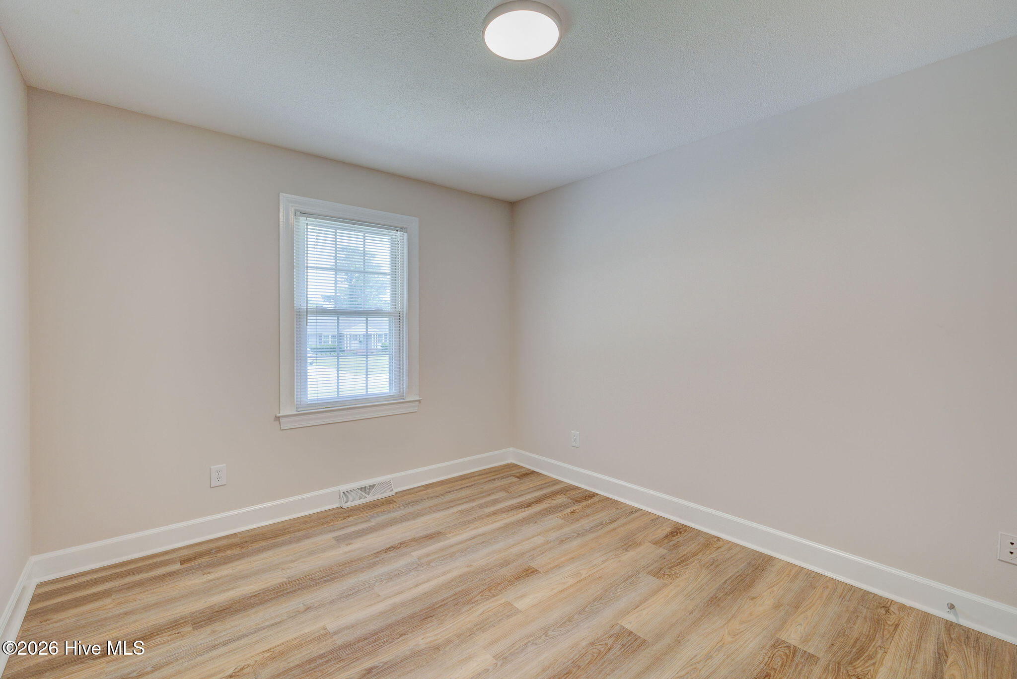 617 Windemere Road Wilmington, NC 28405 - Photo 25 of 57 617WindemereRoad-30