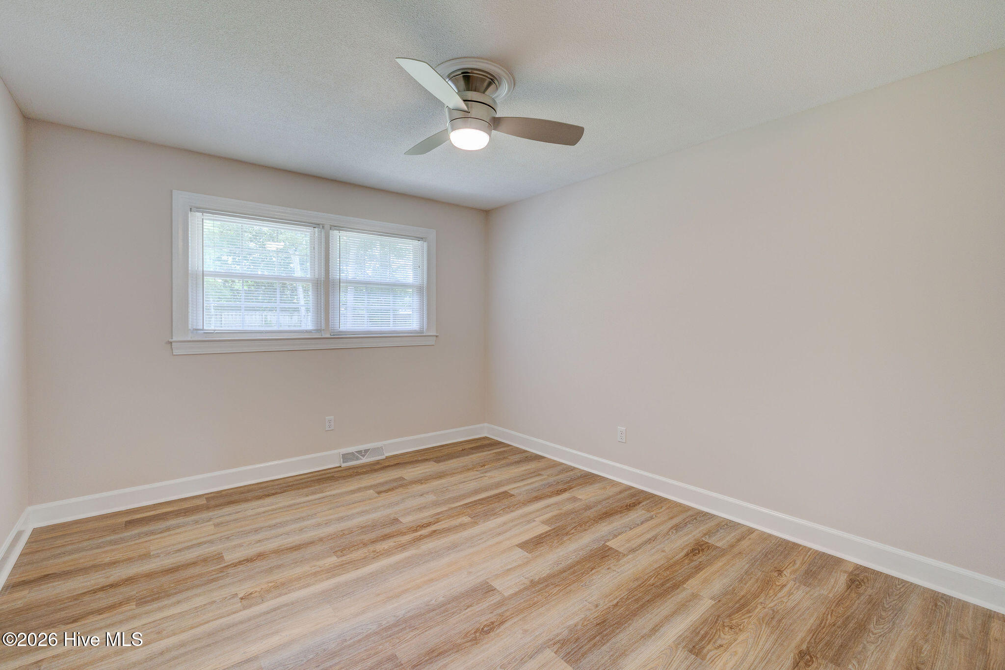 617 Windemere Road Wilmington, NC 28405 - Photo 26 of 57 617WindemereRoad-31