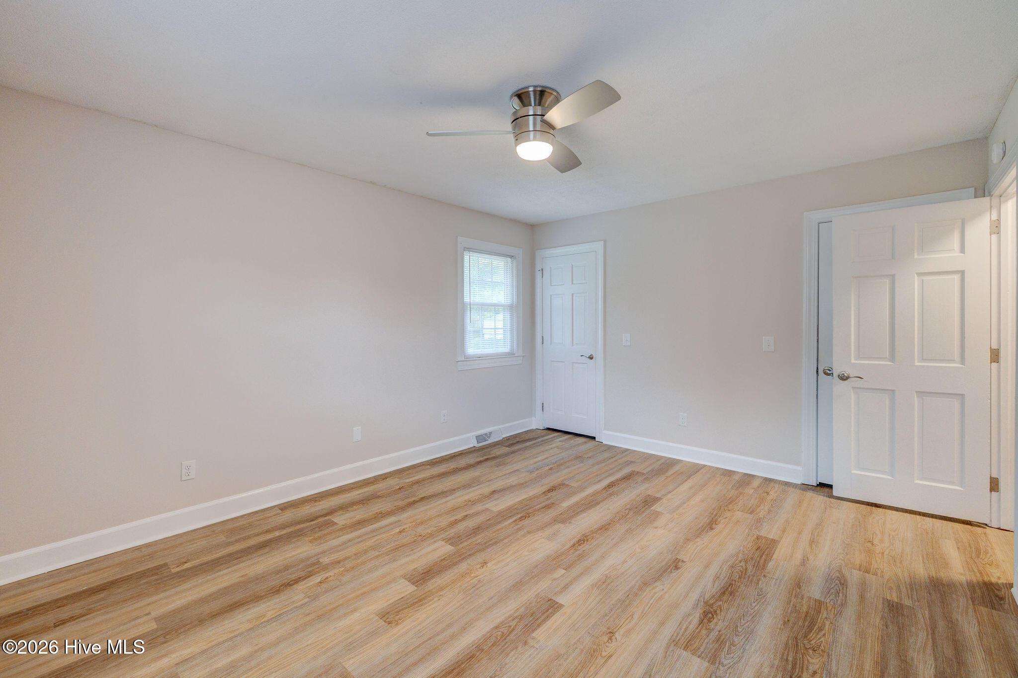 617 Windemere Road Wilmington, NC 28405 - Photo 31 of 57 617WindemereRoad-41