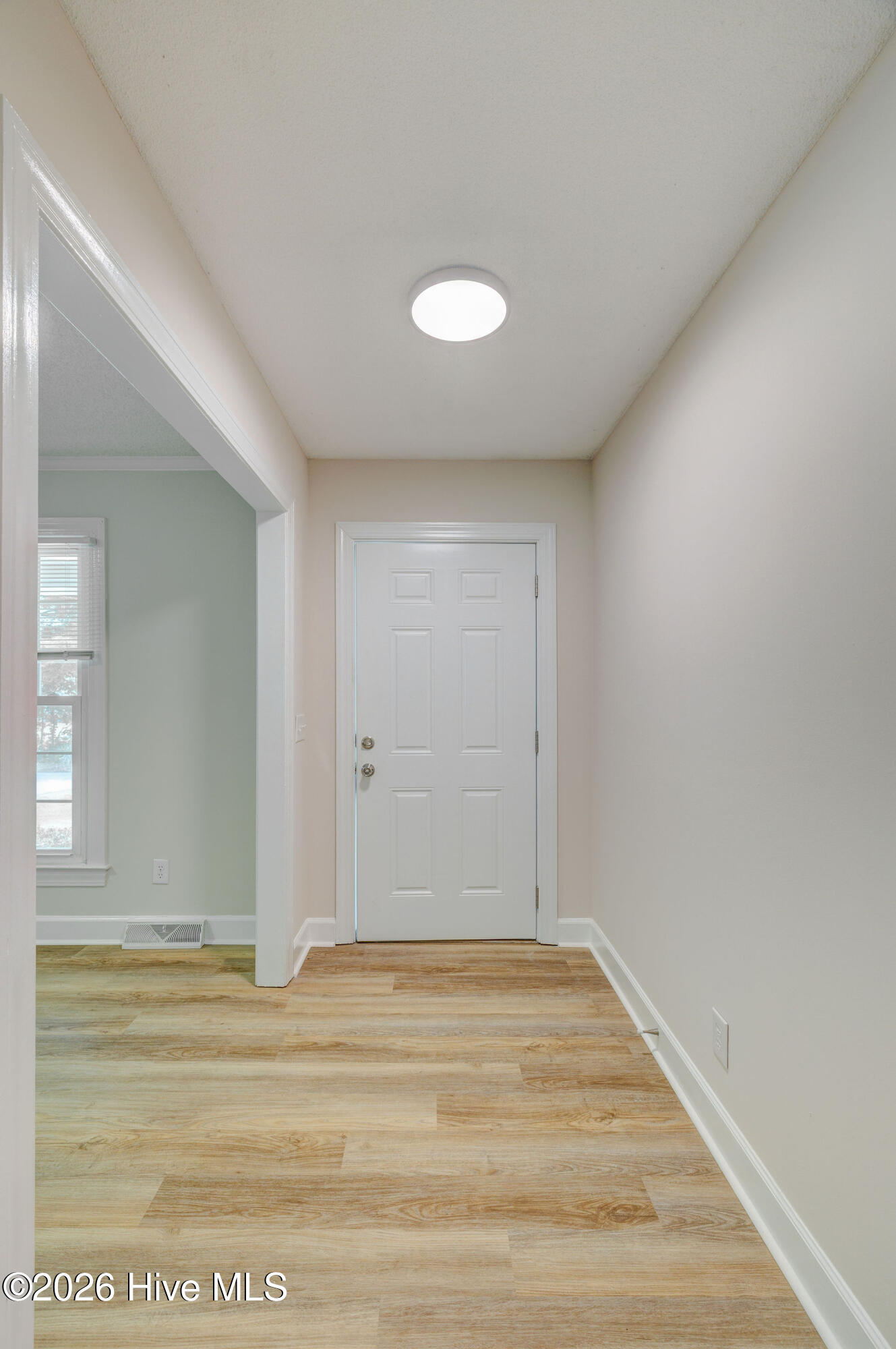 617 Windemere Road Wilmington, NC 28405 - Photo 5 of 57 617WindemereRoad-12