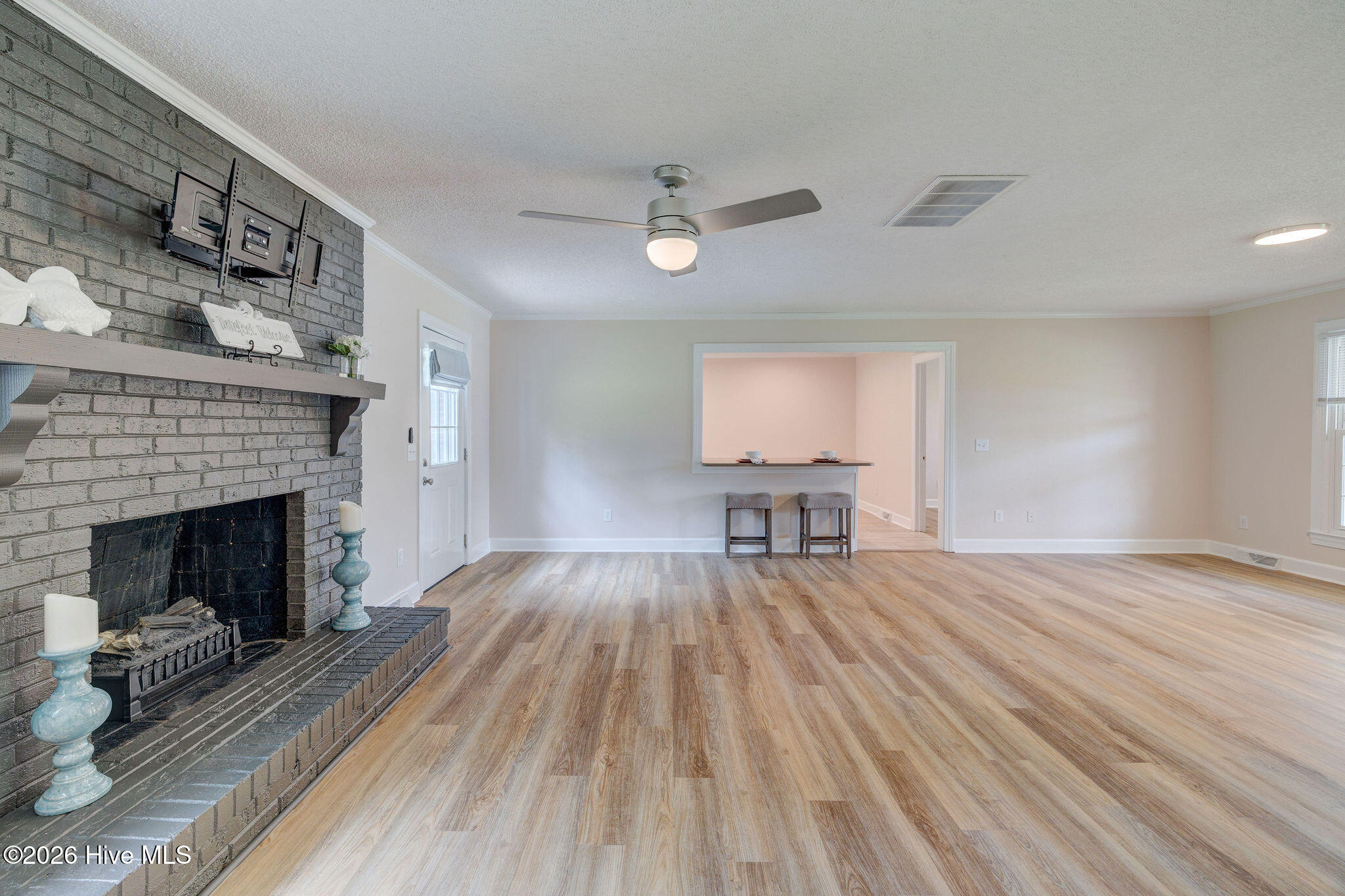 617 Windemere Road Wilmington, NC 28405 - Photo 7 of 57 617WindemereRoad-14
