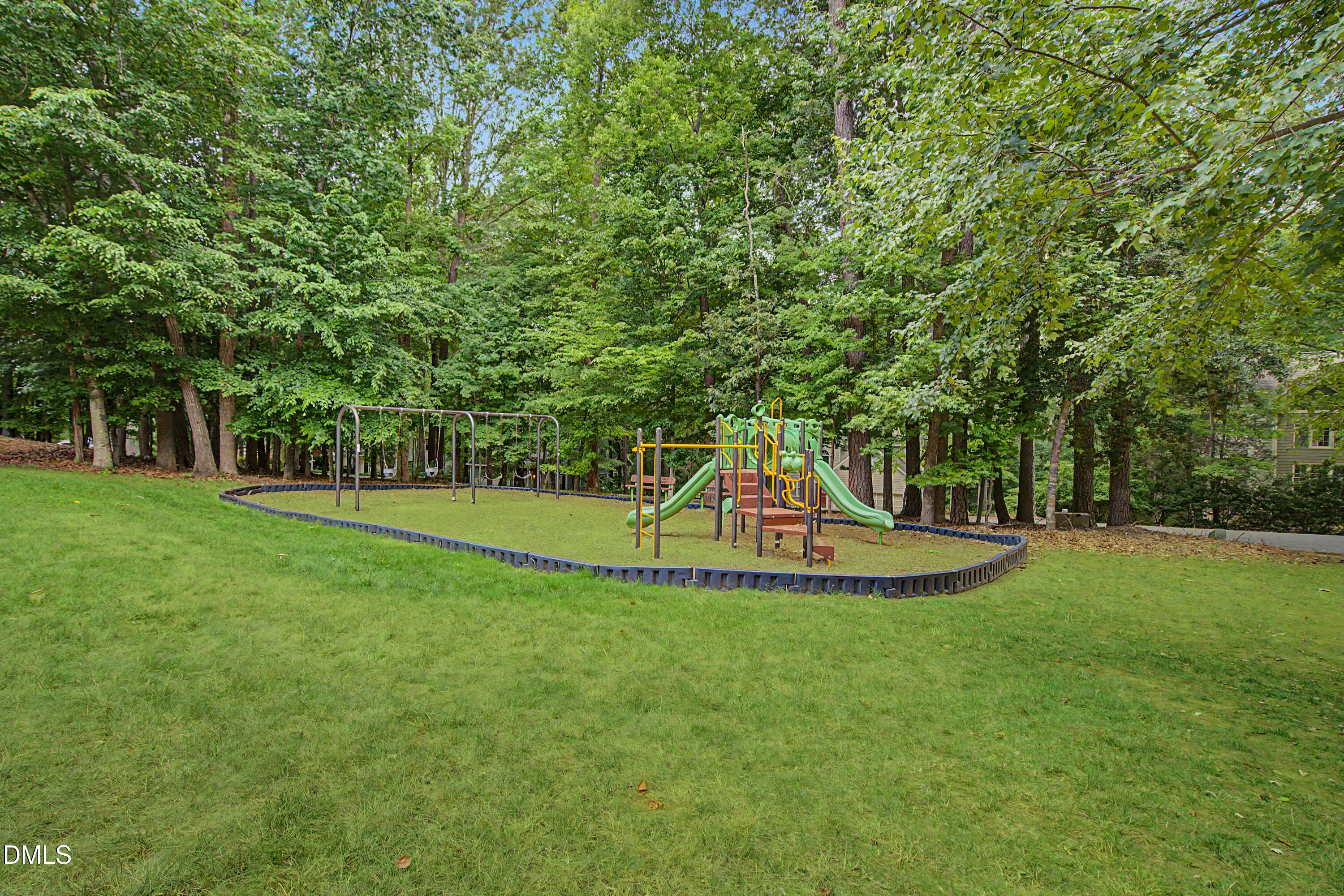5517 North Hawthorne Way Raleigh, NC 27613 - Photo 42 of 84