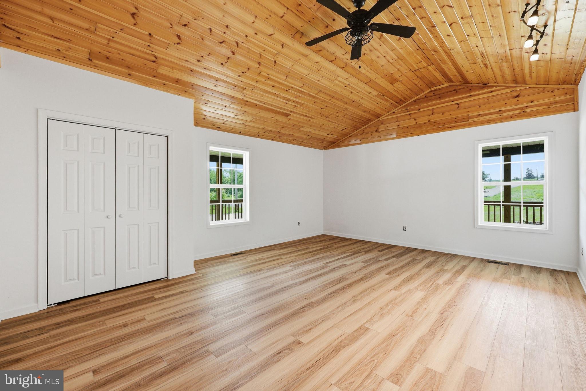 8757 Hedgesville Road Hedgesville, WV 25427 - Photo 33 of 40