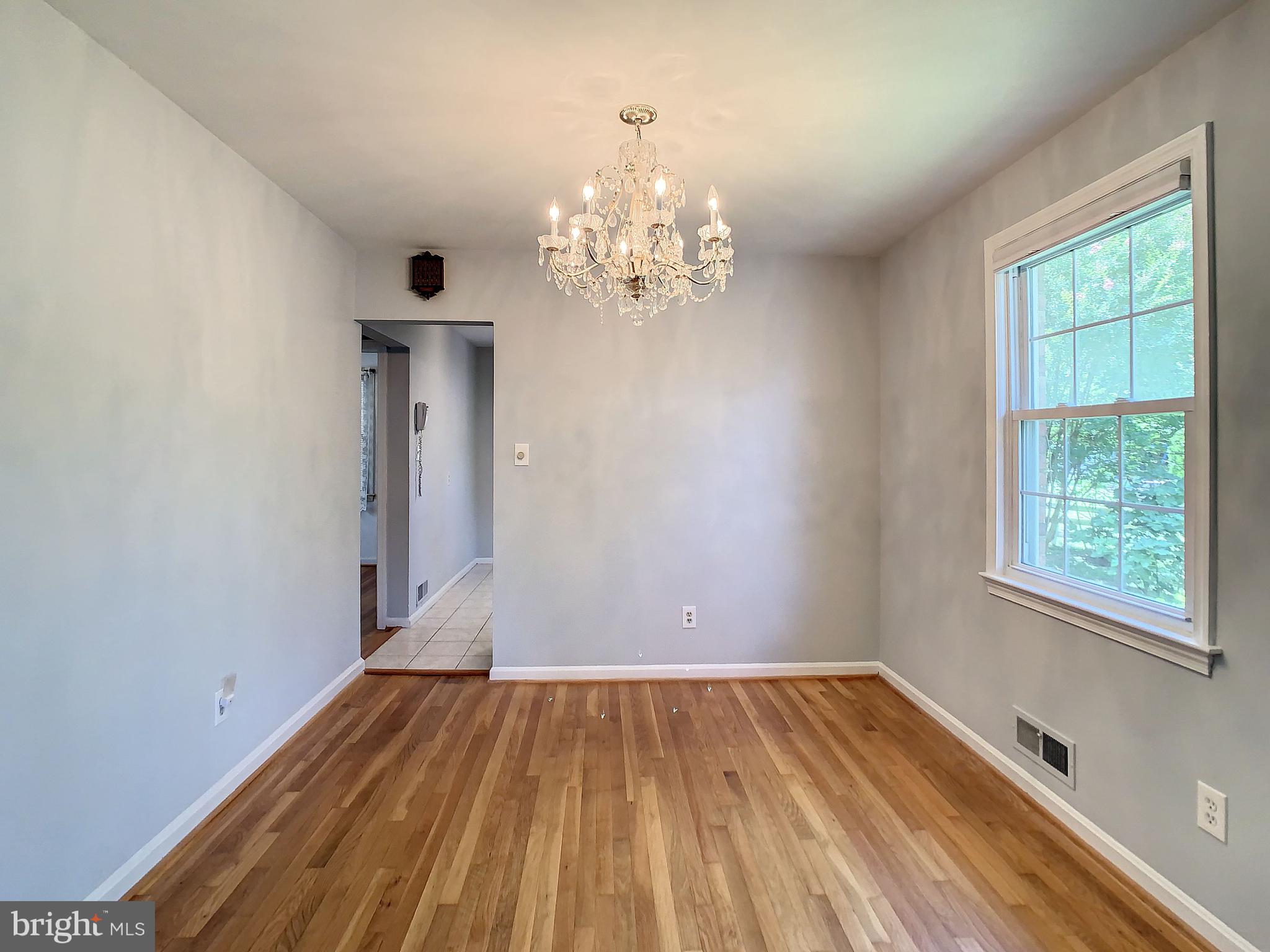 9506 Boyer Place Silver Spring, MD 20910 - Photo 7 of 35 Dining Area