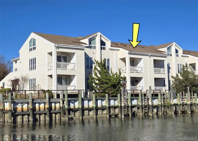 $449,999 | 47 Anchor Street, Unit Y, Freeport, NY 11520