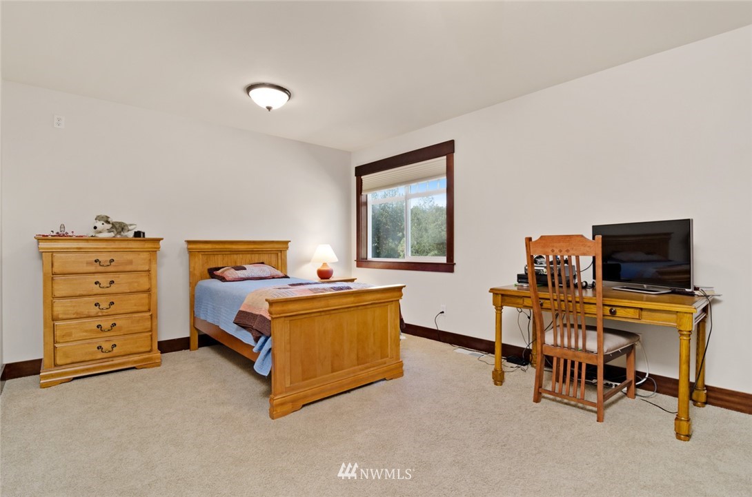 6813 Young Road Northwest Olympia, WA 98502 - Photo 16 of 25 Gallery Image 16