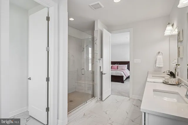 $1,100,000 | 8776 Walnut Btm Lane, Frederick, MD 21701