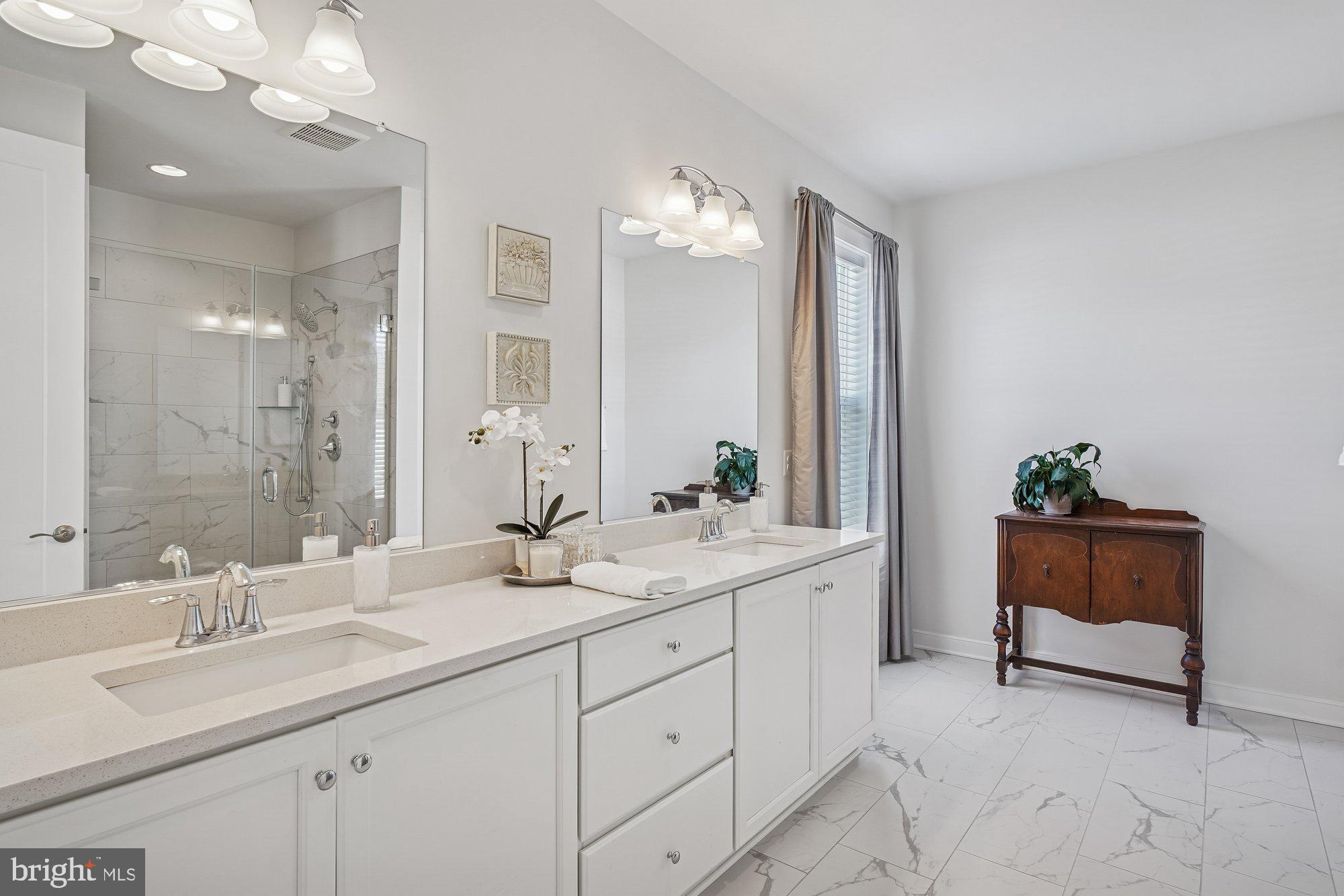 8776 Walnut Btm Lane Frederick, MD 21701 - Photo 21 of 39 Primary Bath