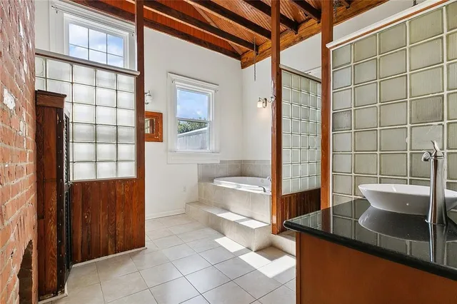 $435,000 | 440 Vallette Street, New Orleans, LA 70114