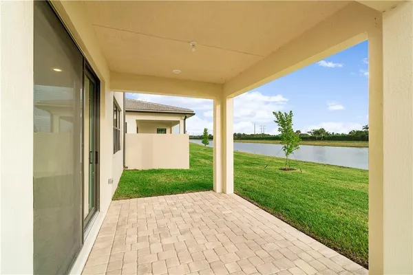 $6,000 | 8755 Grand Prix Lane, Boynton Beach, FL 33472