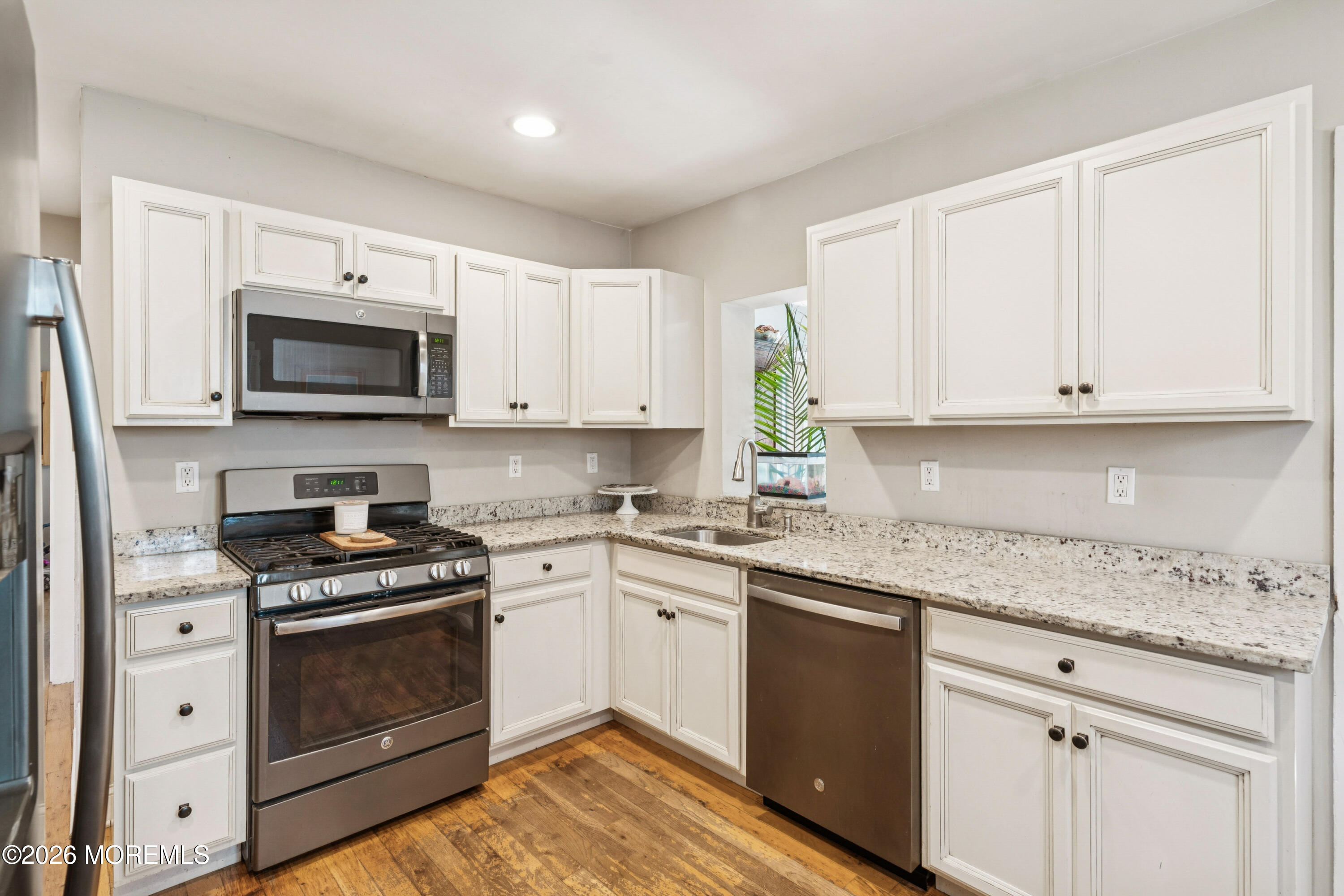 2412 Willow Street Point Pleasant, NJ 08742 - Photo 13 of 21 IMG_0542