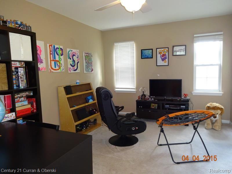 41568 Glade Road Canton, MI 48187 - Photo 29 of 42