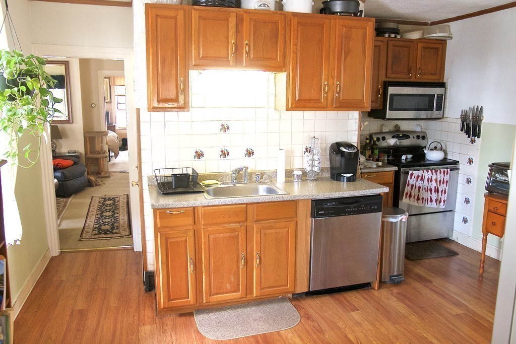 1 Rockport Road Worcester, MA 01605 - Photo 3 of 25 Gallery Image 3