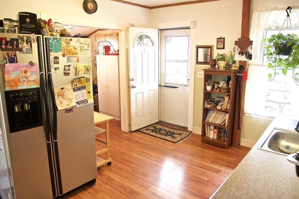 1 Rockport Road Worcester, MA 01605 - Photo 5 of 25 Gallery Image 5