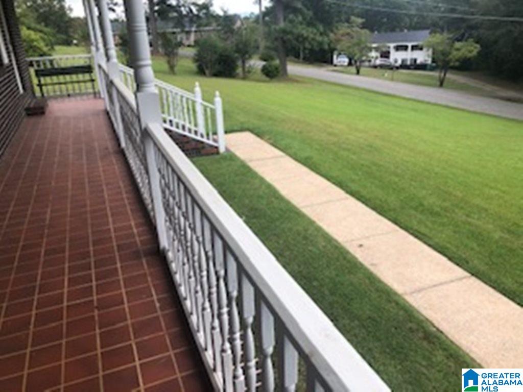 106 Robin Circle Talladega, AL 35160 - Photo 4 of 37