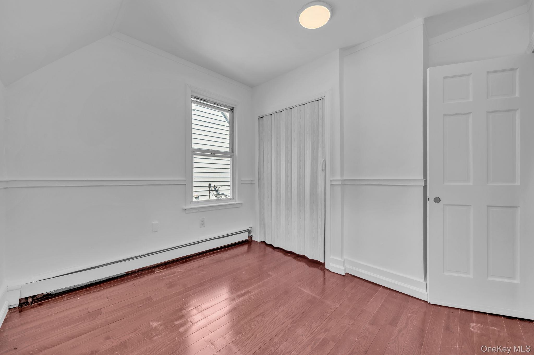 38 Trinity Place New Rochelle, NY 10805 - Photo 21 of 50