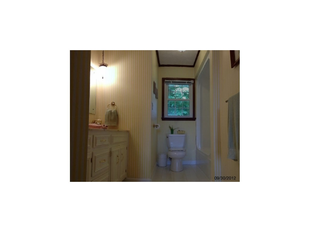 2223 Island Road Blountville, TN 37617 - Photo 10 of 25 Photo 10