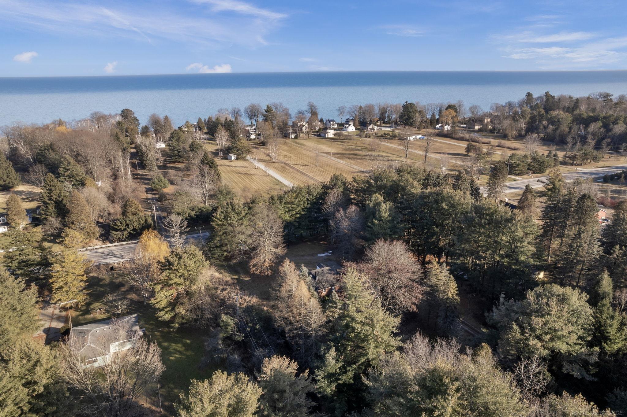 4808 Lakeshore Road Lexington, MI 48450 - Photo 8 of 58 50132896-6d186f97-a399-40da-8256-b02720e140d2.JPG