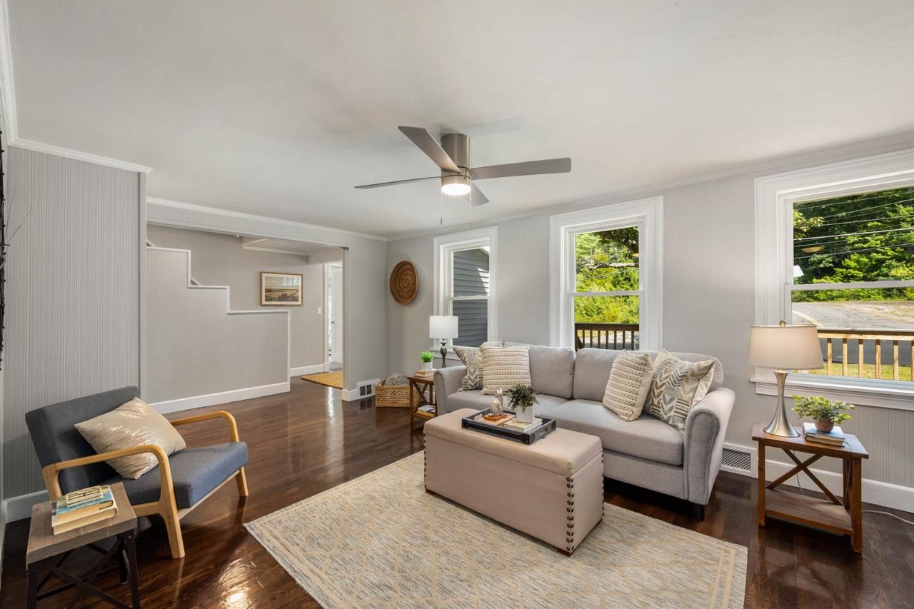 16 Mammoth Road Windham, NH 03087 - Photo 6 of 26