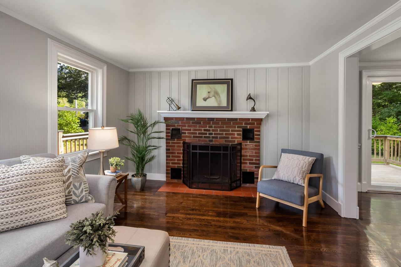 16 Mammoth Road Windham, NH 03087 - Photo 7 of 26