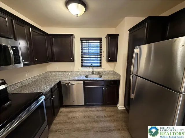 $1,875 | 629 Linden Street, Coopersburg, PA 18036