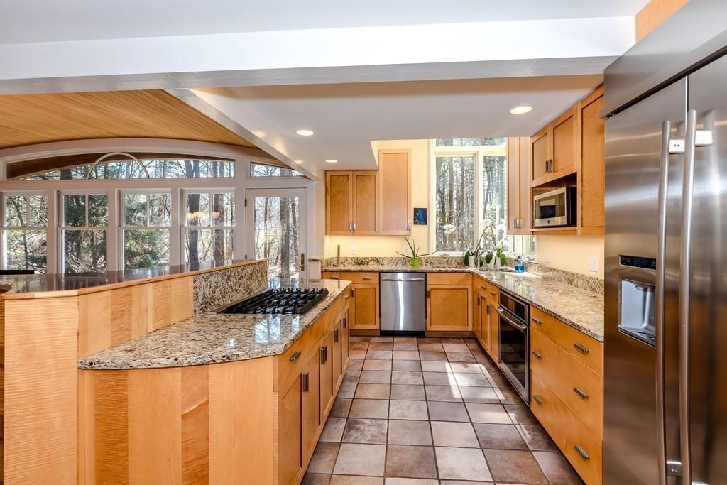 91 Maynard Farm Road Sudbury, MA 01776 - Photo 6 of 26 Gallery Image 6