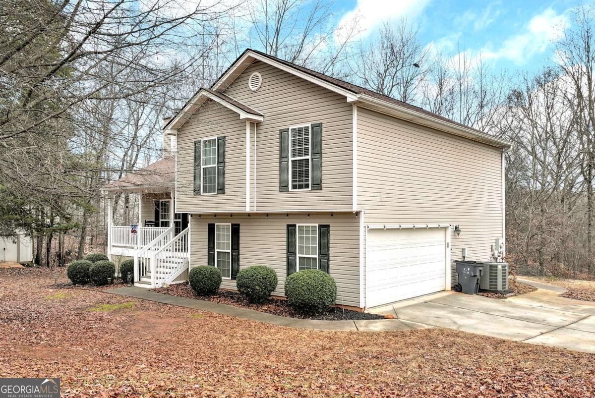 5325 Butterfly Lane Lula, GA 30554 - Photo 37 of 48