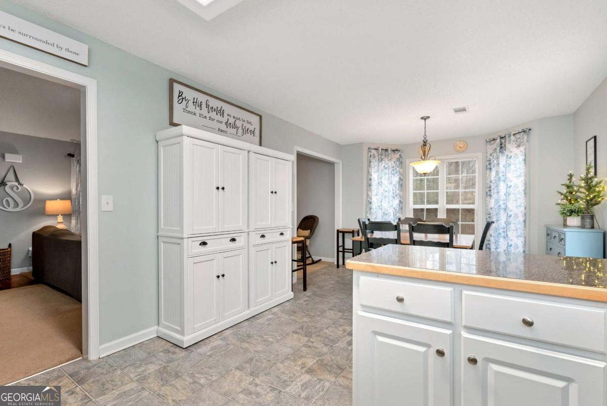 5325 Butterfly Lane Lula, GA 30554 - Photo 10 of 48