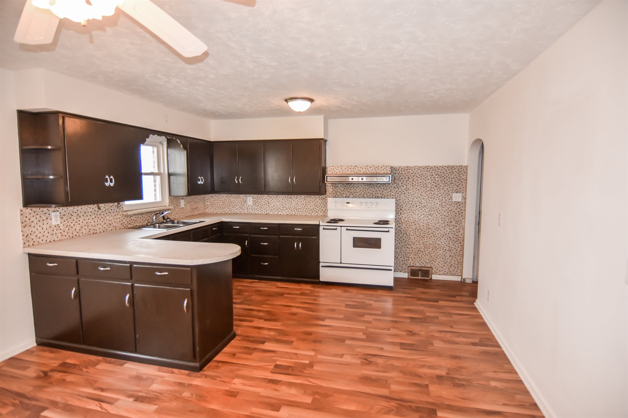 2908 Rode Road Evansville, IN 47711 - Photo 4 of 17 Gallery Image 4