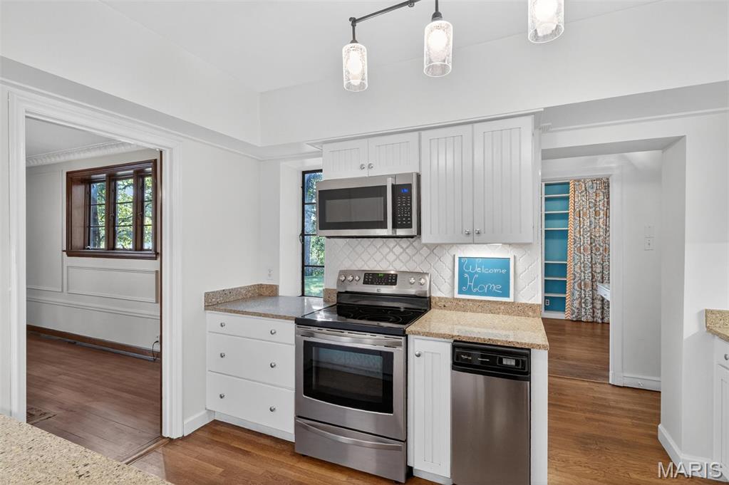 22 Country Club Place Belleville, IL 62223 - Photo 12 of 65