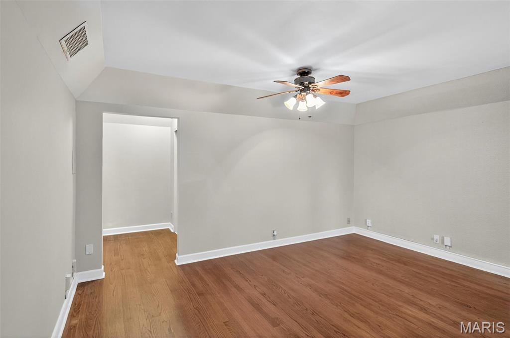 22 Country Club Place Belleville, IL 62223 - Photo 30 of 65