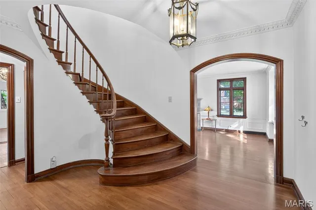 $574,900 | 22 Country Club Place, Belleville, IL 62223