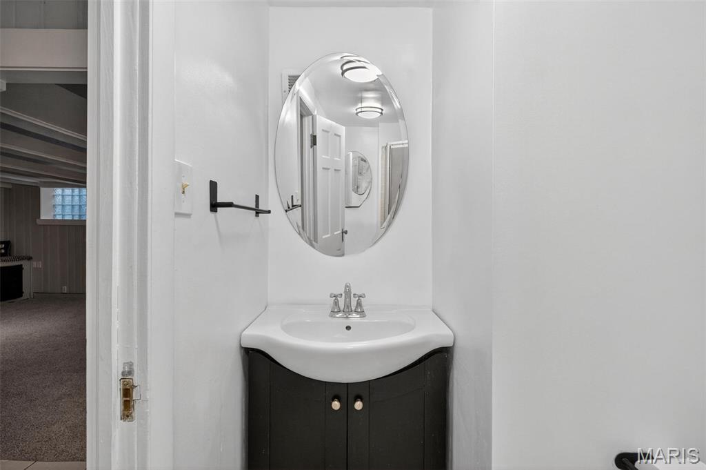 22 Country Club Place Belleville, IL 62223 - Photo 46 of 65