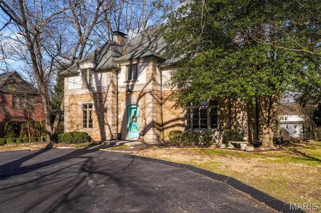 $574,900 | 22 Country Club Place, Belleville, IL 62223