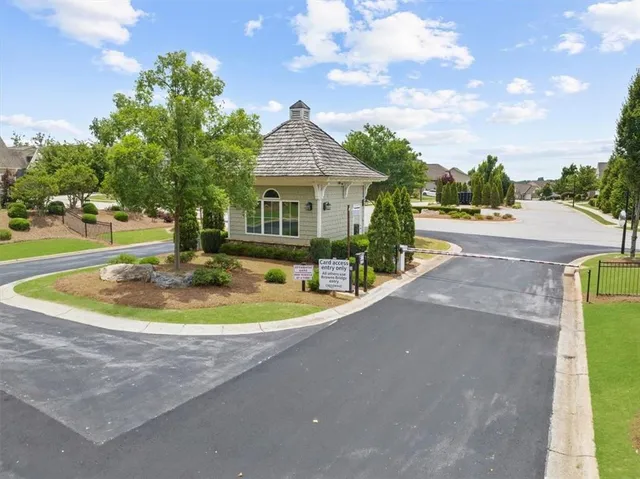 $535,000 | 3880 Sweet Magnolia Drive Southwest, Gainesville, GA 30504