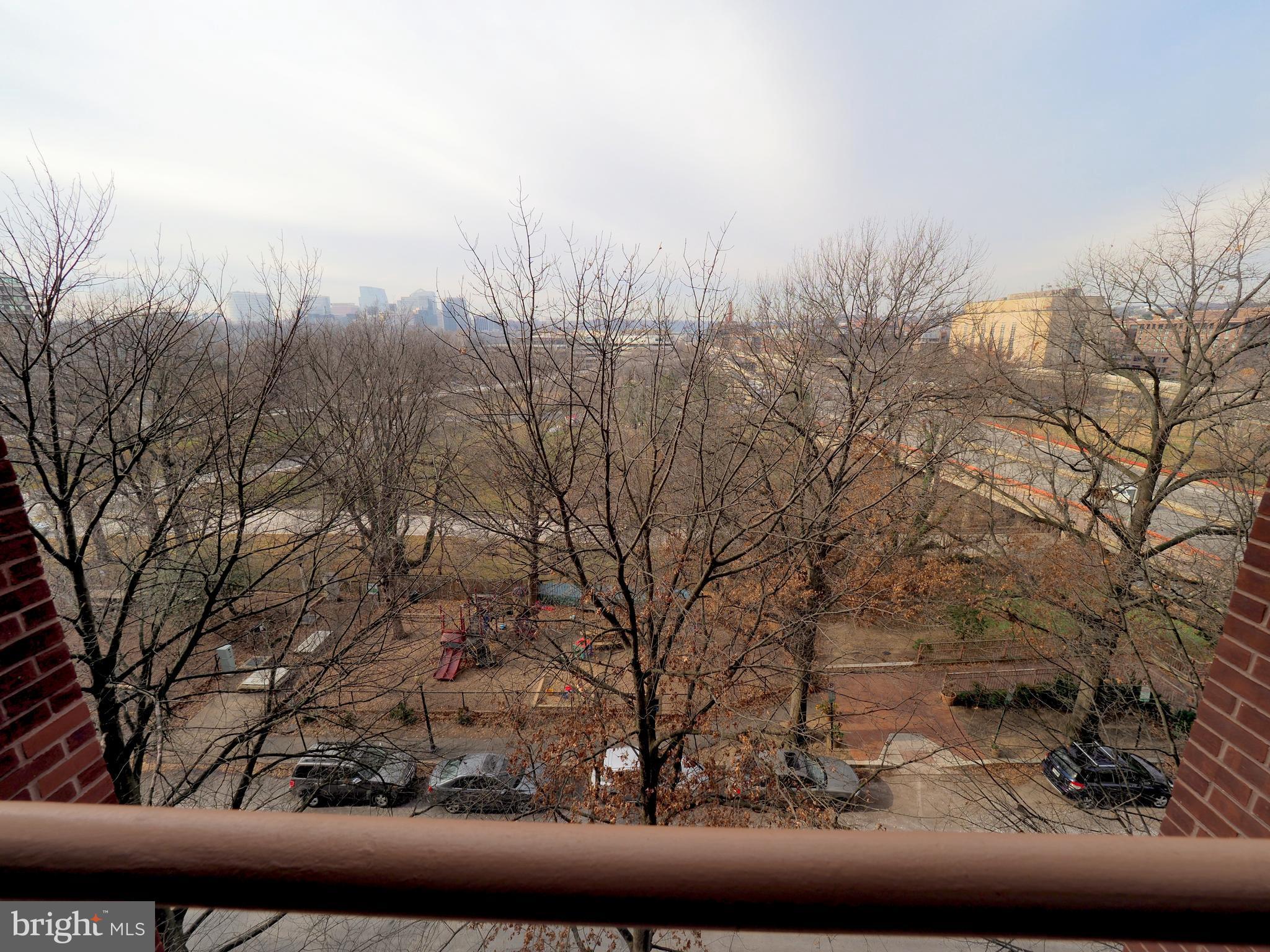 955 26th Street Northwest, Unit 610 Washington, DC 20037 - Photo 3 of 30 View