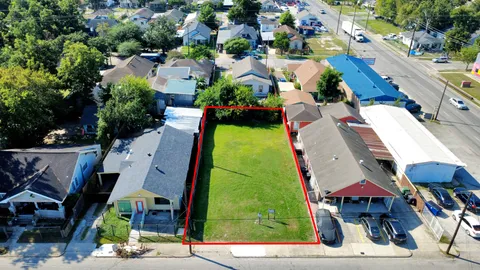 $260,000 | 6908 Canal Street, Houston, TX 77011