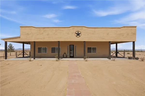 $459,000 | 10563 North Garrett Drive, Kingman, AZ 86401