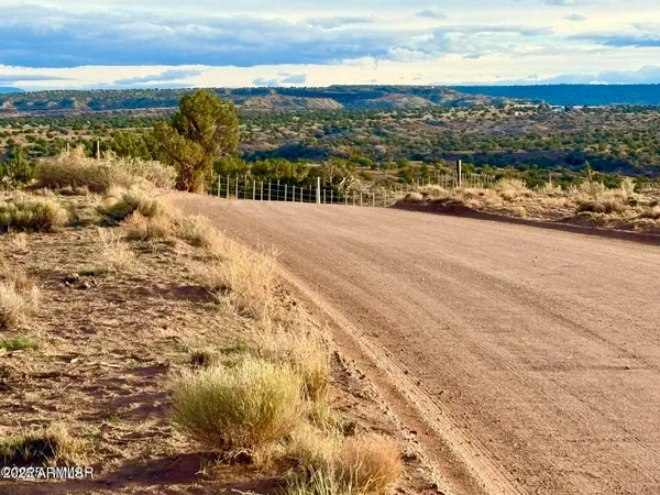 $24,000 | 480 County Rd N6400, St. Johns, AZ 85936