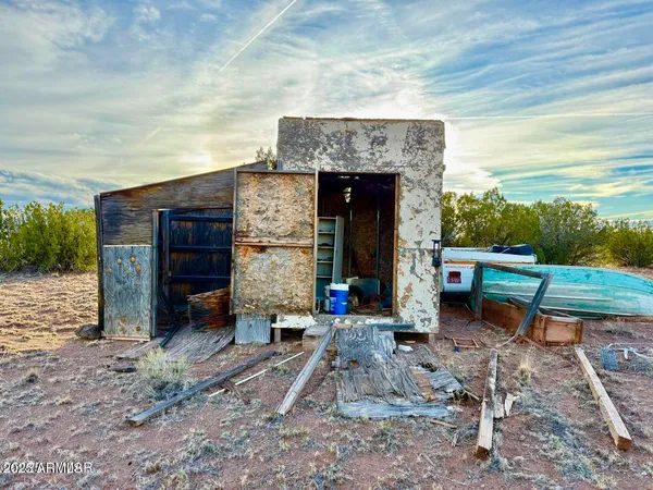 $24,000 | 480 County Rd N6400, St. Johns, AZ 85936
