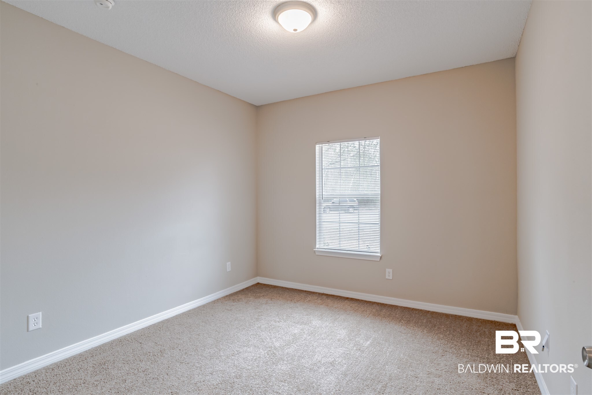 6 Bay Circle Foley, AL 36535 - Photo 32 of 33