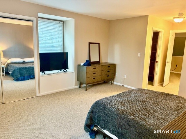 65 Ellsworth Street, Unit 302 Bridgeport, CT 06605 - Photo 21 of 40 Upper Level Primary Bedroom