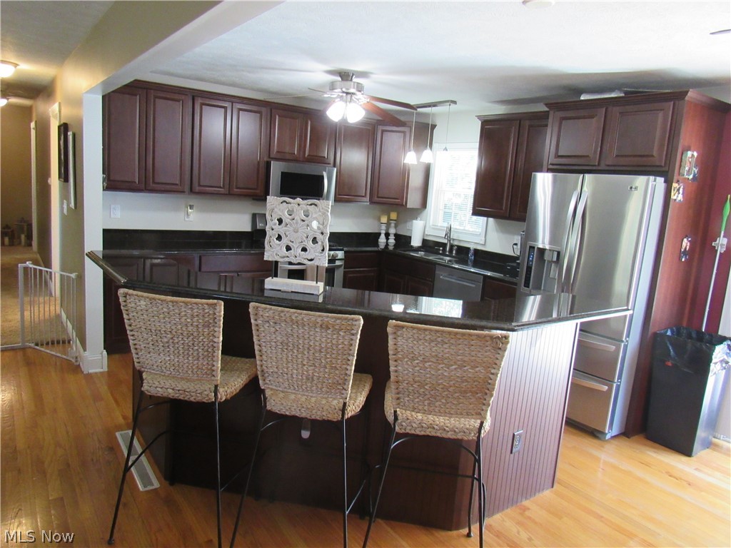 518 West Caston Road New Franklin, OH 44319 - Photo 14 of 33 Gallery Image 14